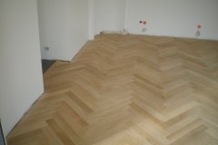 1_pose-et-poncage-de-parquet-chevron-9